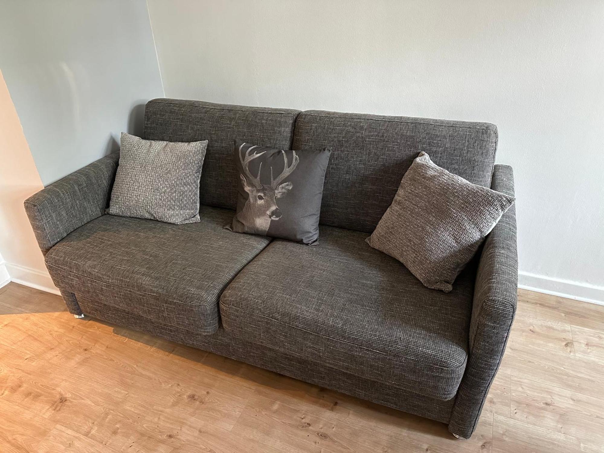 Am Apartment *